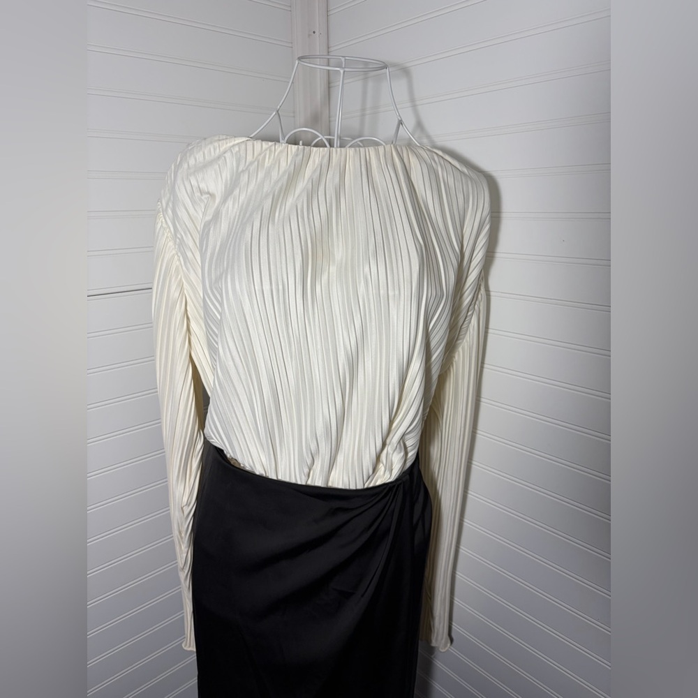 LOFT Cream Pleated Long Sleeve Blouse
